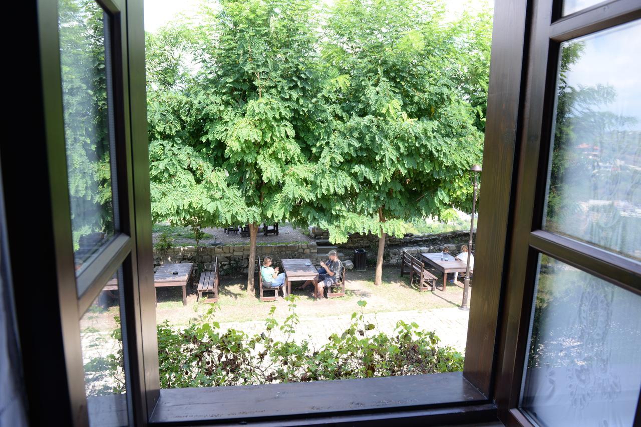 Guest House Iljesa Berati Exterior foto